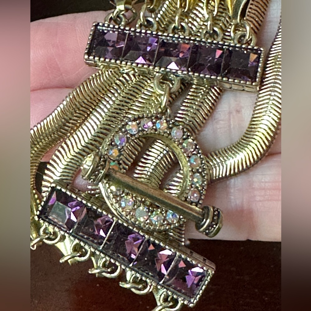 Gorgeous 7.5" Heidi Daus Crystal Statement Bracelet in Purple Amethyst and Gold - Picture 5 of 16